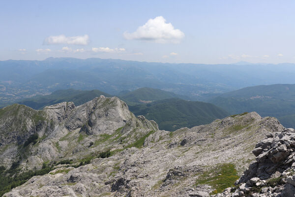 Toscana, Vagli Sotto, Alpi Apuane, 18.6.2023
Pohled z Monte Tambura.
Schlüsselwörter: Toscana Vagli Sotto Alpi Apuane Monte Tambura