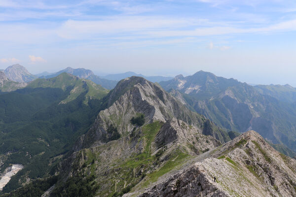 Toscana, Vagli Sotto, Alpi Apuane, 18.6.2023
Alpi Apuane z Monte Tambura.
Klíčová slova: Toscana Vagli Sotto Alpi Apuane Monte Tambura Anostirus marginatus