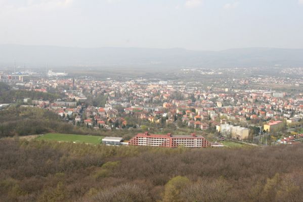 Teplice, Doubravka, 8.4.2009
Pohled z Doubravky na Teplice.
Klíčová slova: České Středohoří Teplice Doubravka