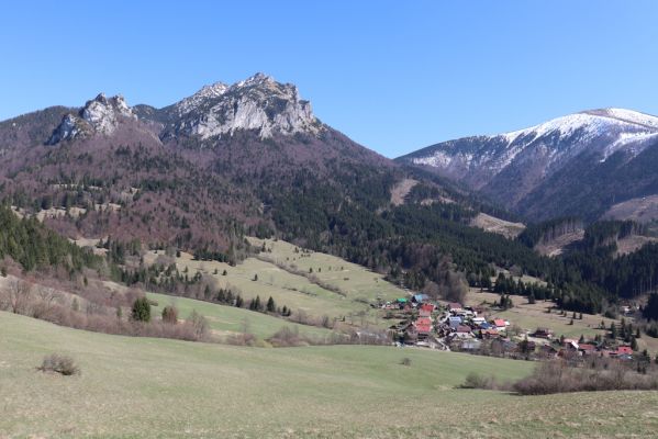 Terchová, 16.4.2019
Malá Fatra, Vrátna, Štefanová. Pohled na Rozsutec a Stoh.
Keywords: Terchová Malá Fatra Vrátna Štefanová Rozsutec Stoh