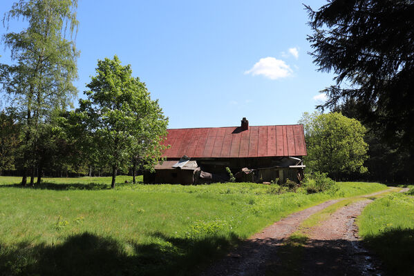 Orlické Záhoří, Trčkov, 1.6.2022
Chátrající dům Josefa Mertlíka.
Keywords: Orlické hory Orlické Záhoří Trčkov