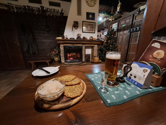 Rokytnice v Orlických horách, 29.1.2024
Restaurace Rampušák.
Keywords: Orlické hory Rokytnice v Orlických horách