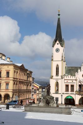 Trutnov, 20.3.2021
Krakonošovo náměstí.
Klíčová slova: Trutnov Krakonošovo náměstí