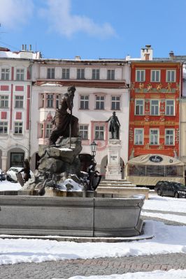 Trutnov, 20.3.2021
Krakonošovo náměstí.
Klíčová slova: Trutnov Krakonošovo náměstí