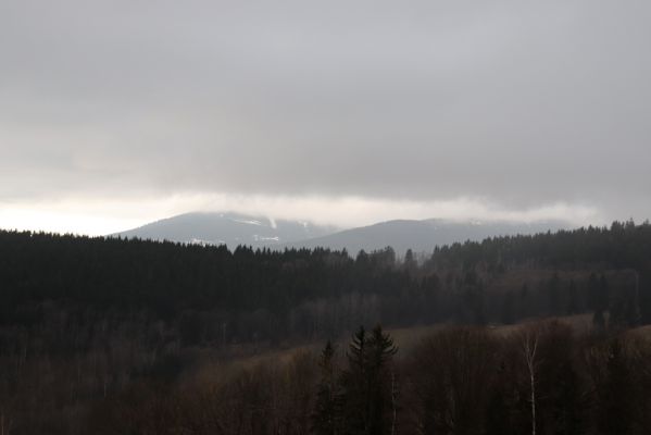 Mladé Buky, 2.4.2021
Sklenářovice. Pohled na Černou a Světlou horu.
Klíčová slova: Mladé Buky Sklenářovice Krkonoše Černá Světlá hora