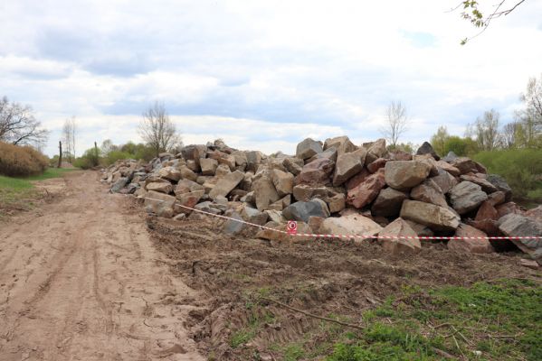 Týniště nad Orlicí, 26.4.2020
Orlice - revitalizace ramene Jordán.
Schlüsselwörter: Týniště nad Orlicí Orlice Jordán