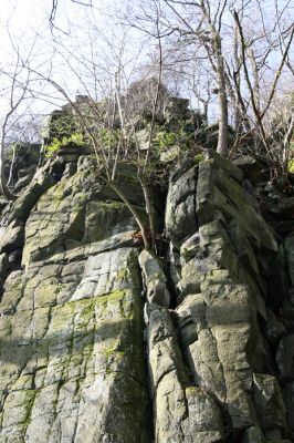 Ústí nad Labem-Vaňov, 27.3.2016
Skály na východním svahu vrchu Vrkoč.



Klíčová slova: Ústí nad Labem Vaňov vrch Vrkoč