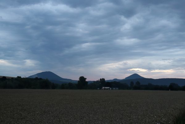 Veľký Šariš, 29.7.2020
Vrchy Lysá Stráž a Stráž od Šarišských Michaľan.
Keywords: Šarišské Michaľany vrchy Lysá Stráž Stráž