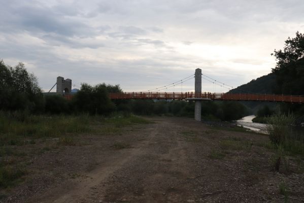 Veľký Šariš, 29.7.2020
Šarišský hradný cyklomost pod Šarišským hradným vrchom. 
Klíčová slova: Veľký Šariš Šarišský hradný cyklomost Torysa