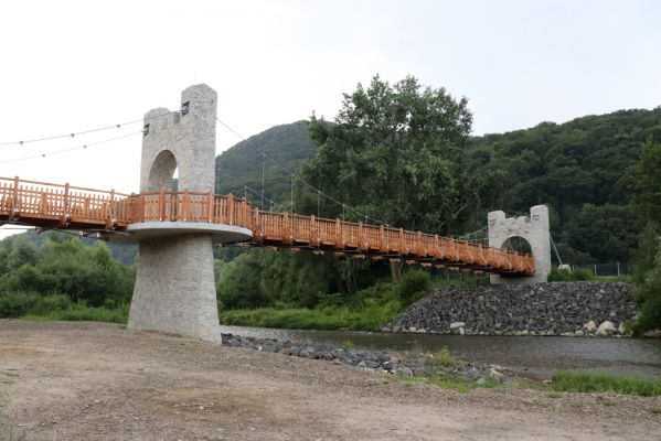 Veľký Šariš, 29.7.2020
Šarišský hradný cyklomost pod Šarišským hradným vrchom. 
Klíčová slova: Veľký Šariš Šarišský hradný cyklomost Torysa