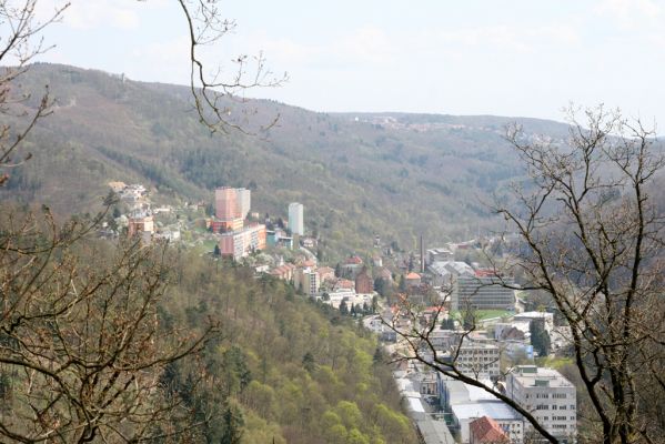 Vranov, 16.4.2015
Kaňon Svitavy - Jelení skok. Pohled na Adamov.
Keywords: Vranov Kaňon Svitavy Jelení skok Adamov