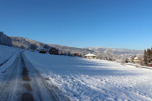 Žacléř, 11.1.2022
Čtvrť Betlém I. - pohled na Boberskou stráň.
Schlüsselwörter: Krkonoše Rýchory Žacléř Boberská stráň