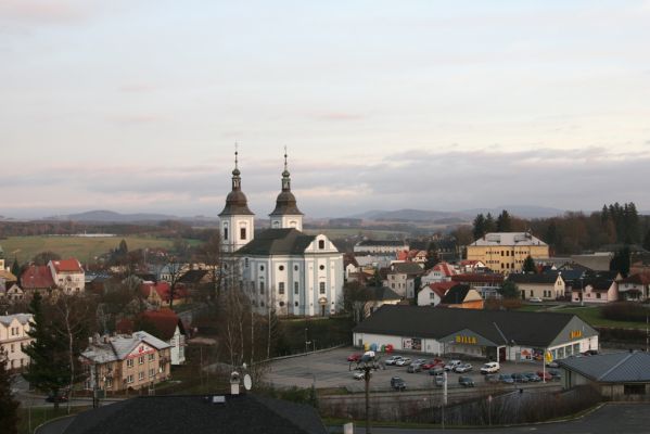 Žamberk, 5.12.2015
Pohled z Rozálky kostel sv. Václava.



Keywords: Žamberk kostel sv. Václava